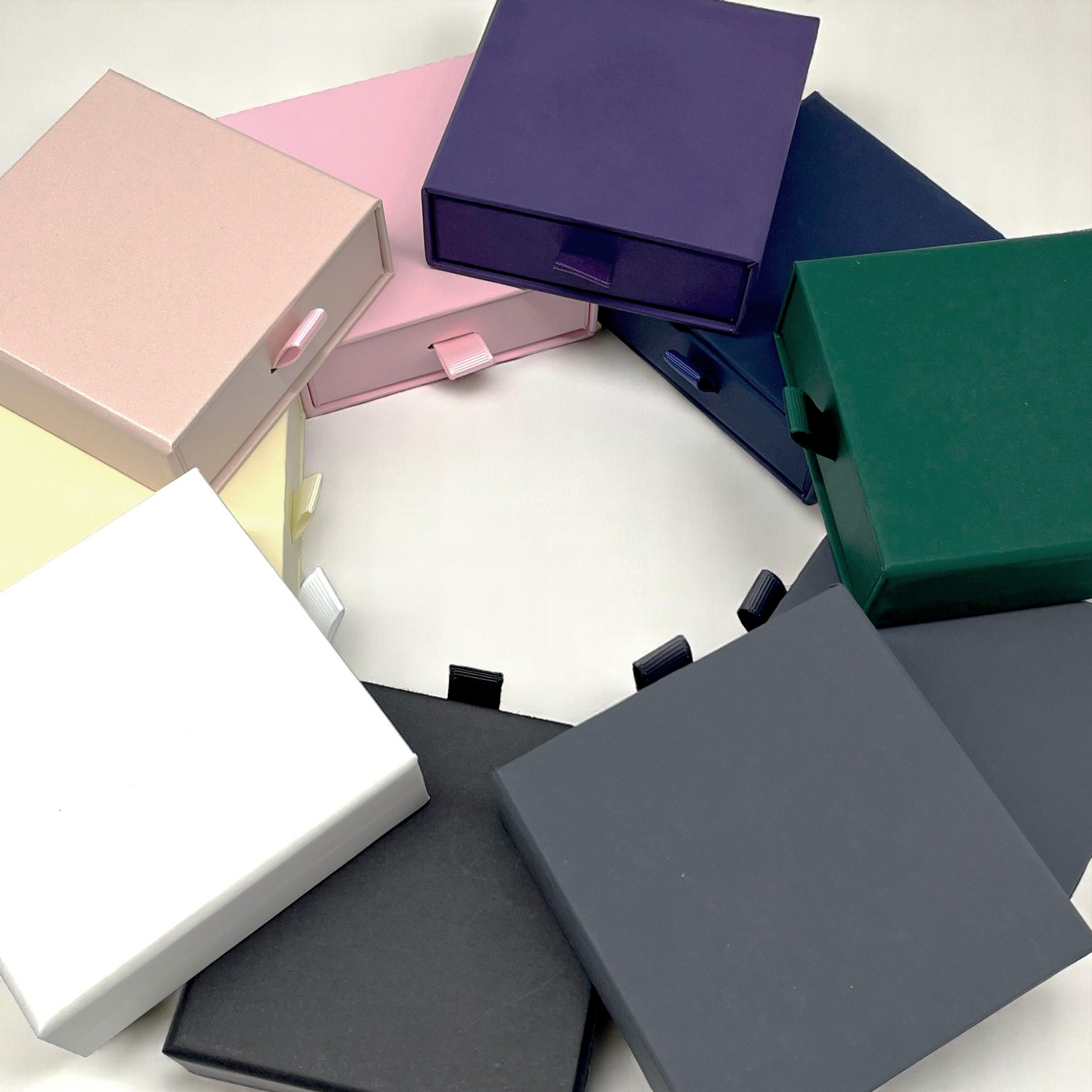 Plastic Box - EK Collection